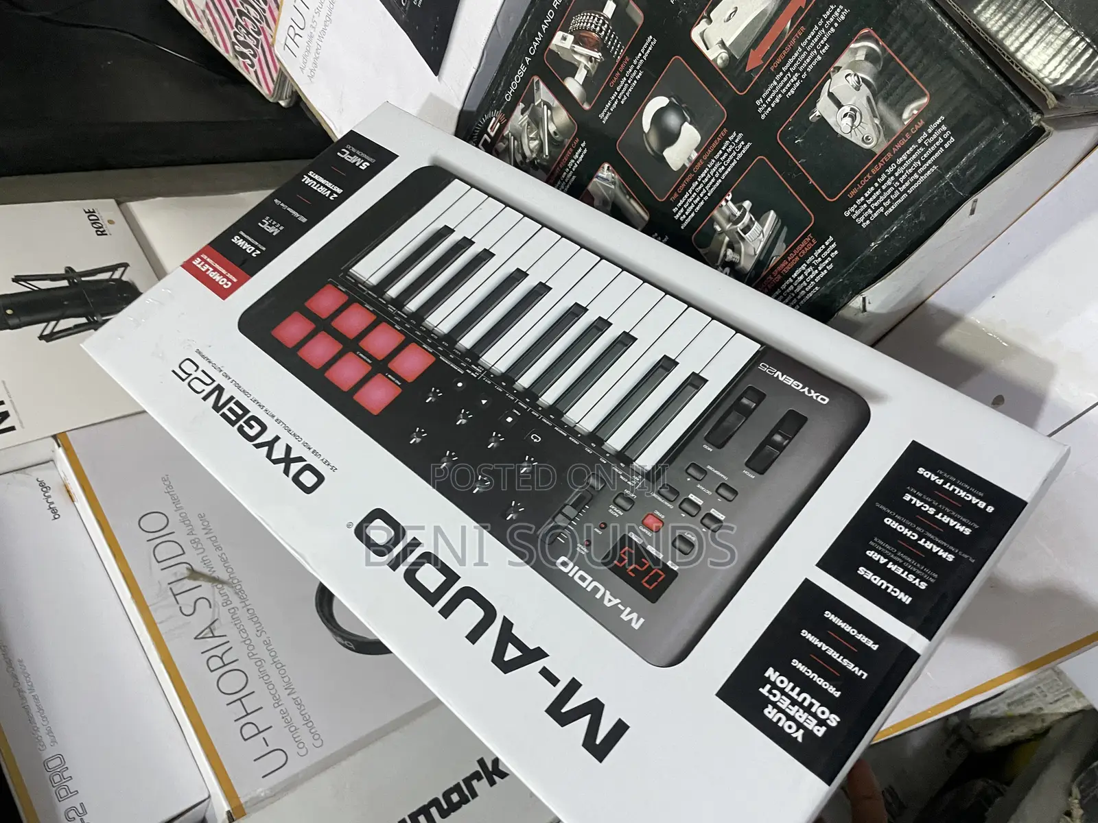 M-Audio Oxygen 25 Midi Keyboard, Studio Keyboard