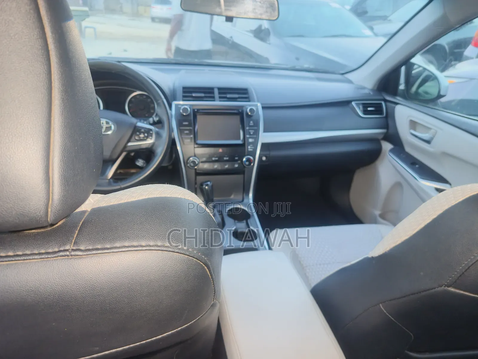 Toyota Camry 2015 Silver