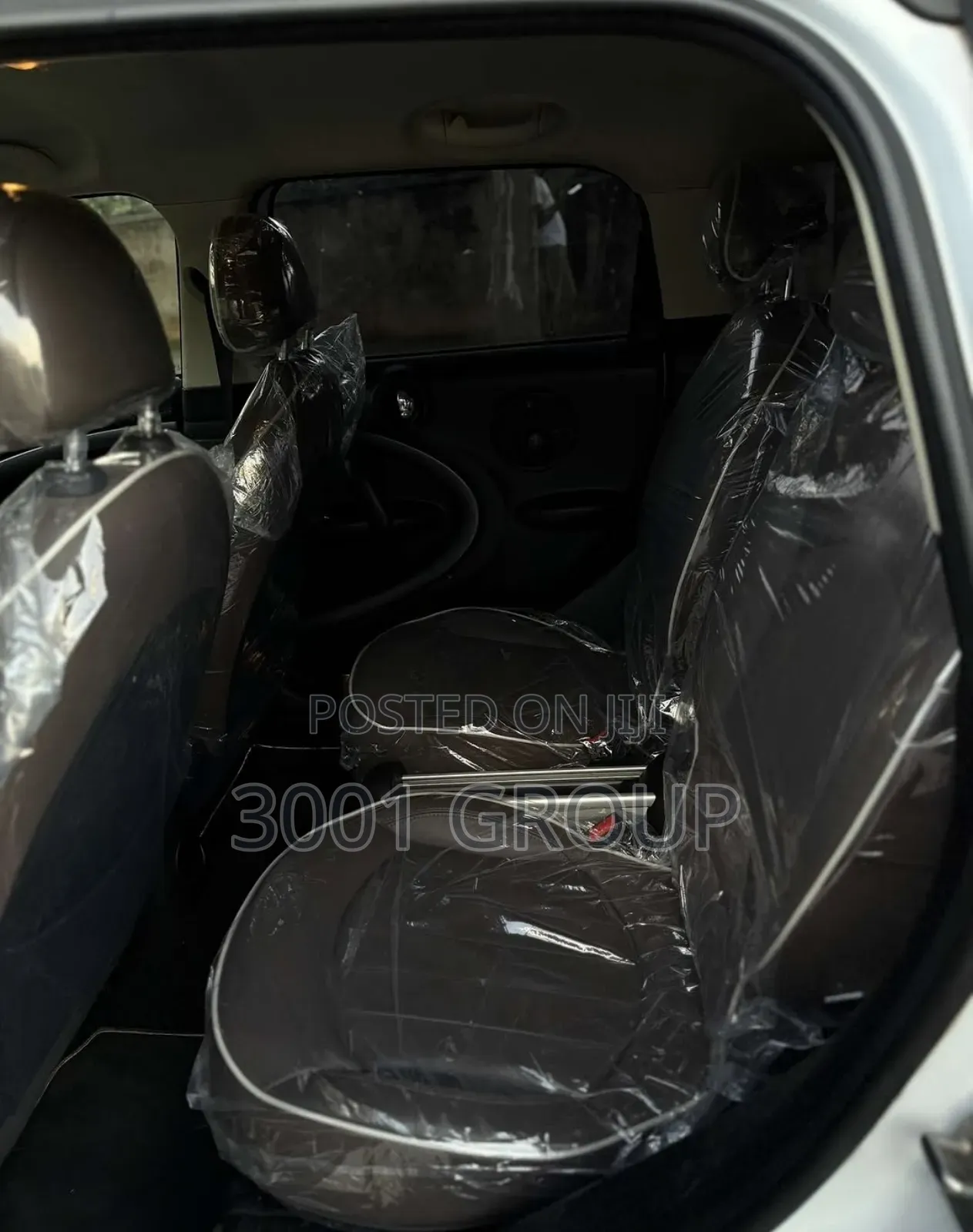 Mini Cooper 2012 Silver