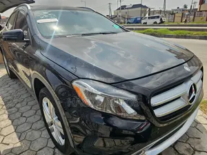 Mercedes-Benz GLA 250 2017 Black