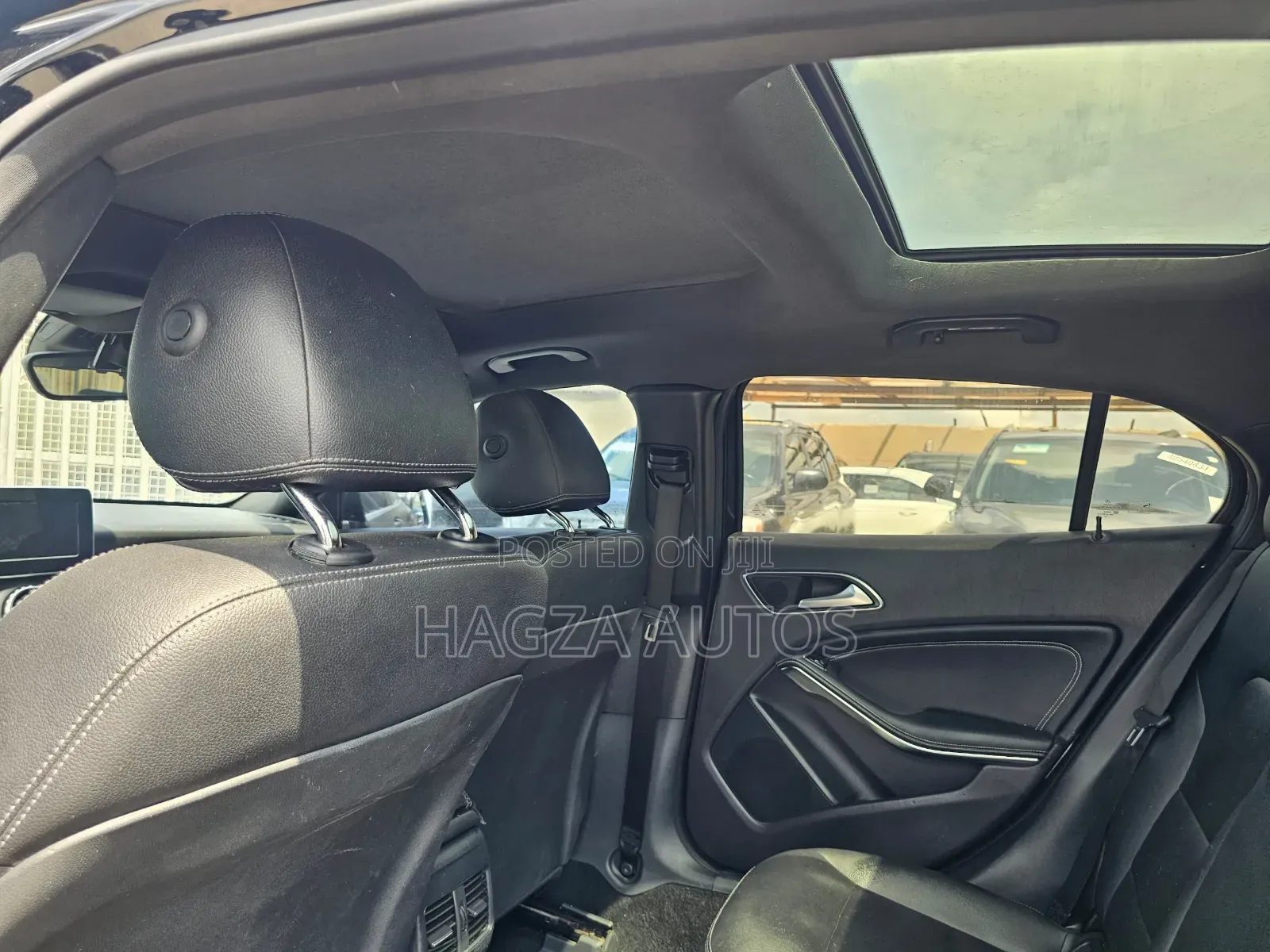 Mercedes-Benz GLA 250 2017 Black