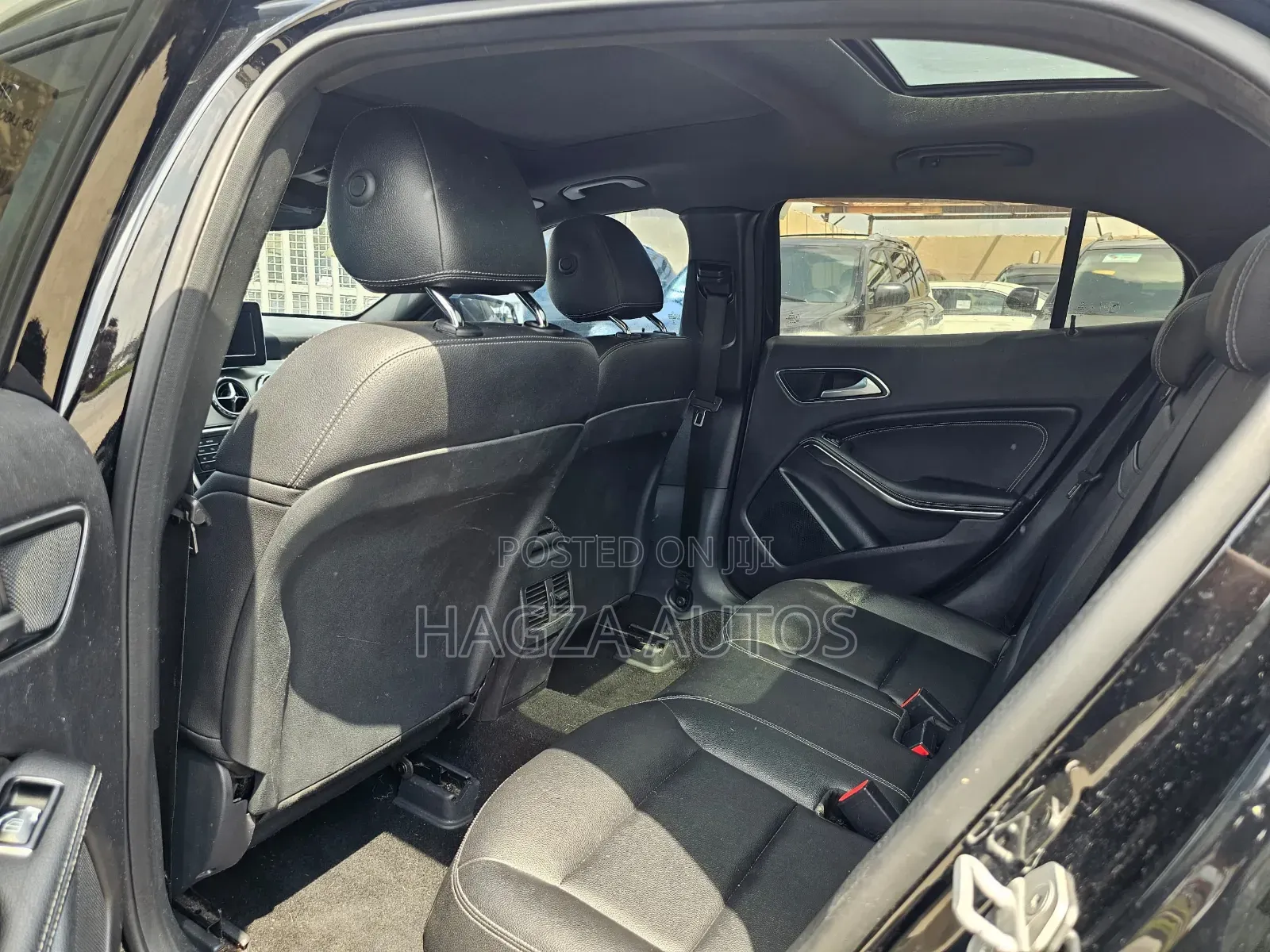 Mercedes-Benz GLA 250 2017 Black