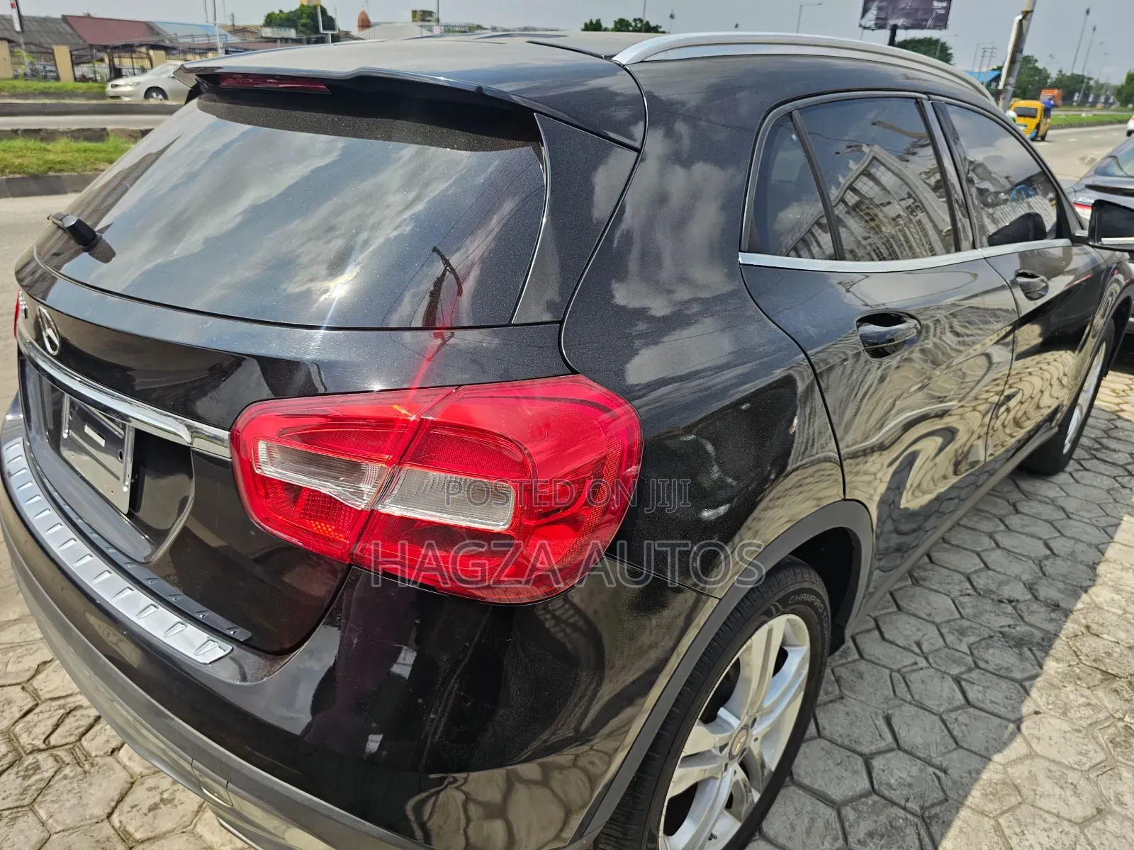 Mercedes-Benz GLA 250 2017 Black