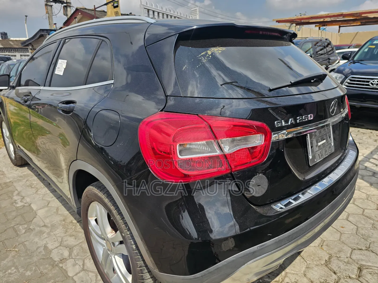 Mercedes-Benz GLA 250 2017 Black