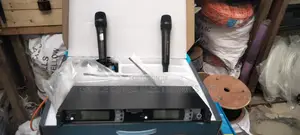 SKM-9000 Sennheiser Wireless Microphone 300meters