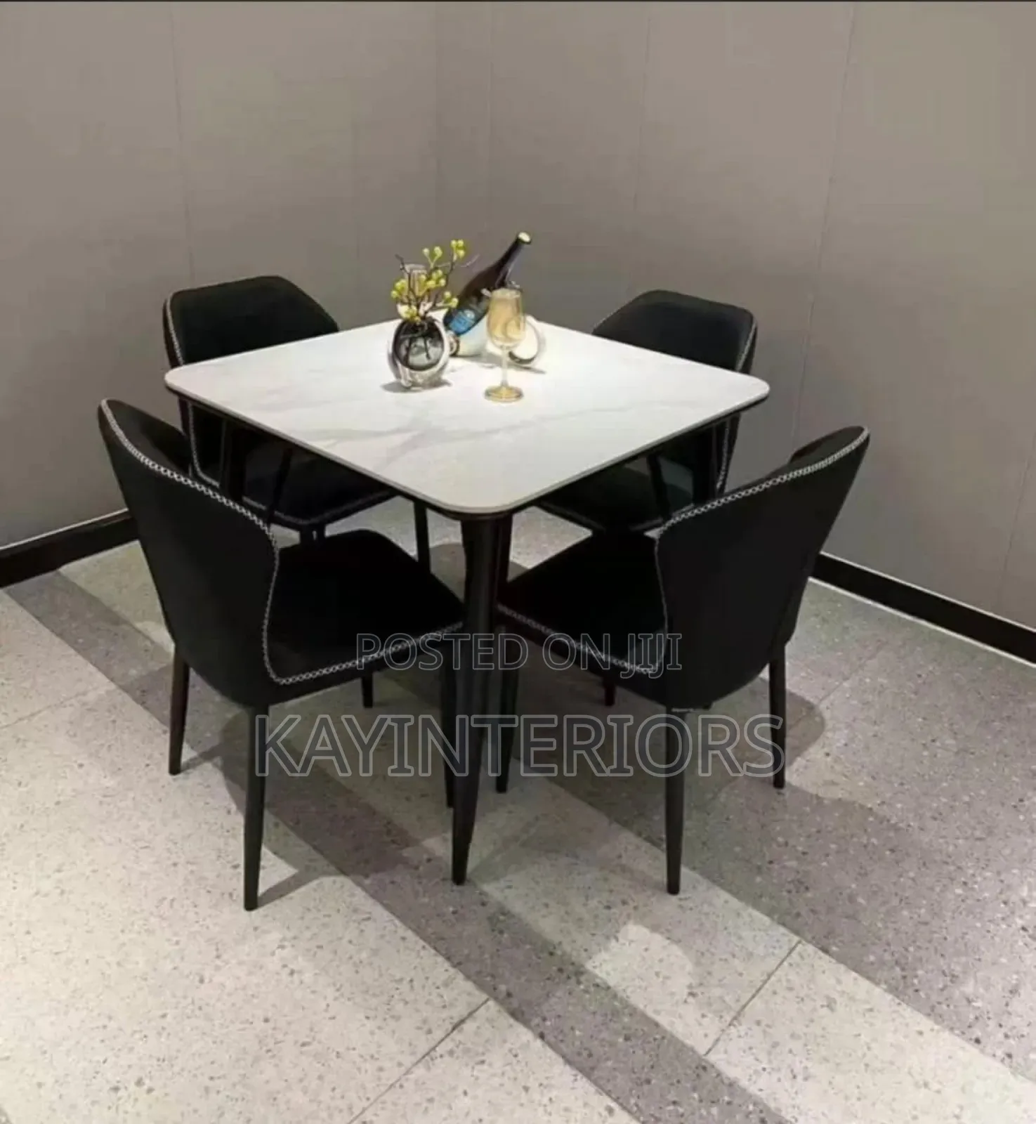 4 Seaters Dinning Set