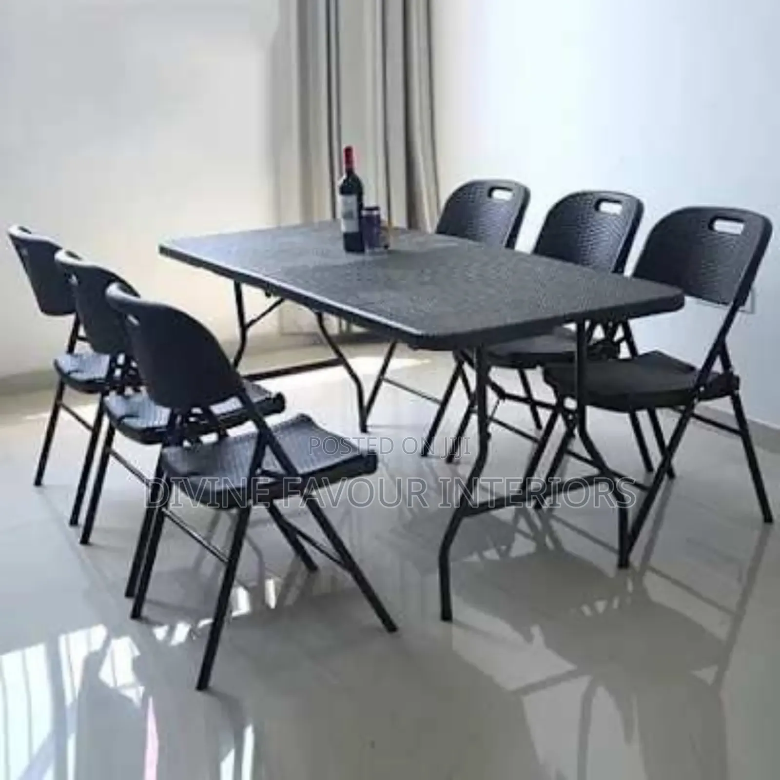 Plastic Outdoor Table With 6 Foldable Chairs - 6ft