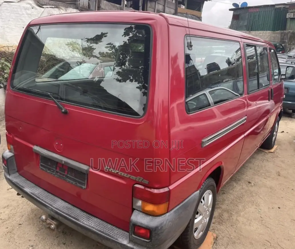 Volkswagen Transporter 1999 Red