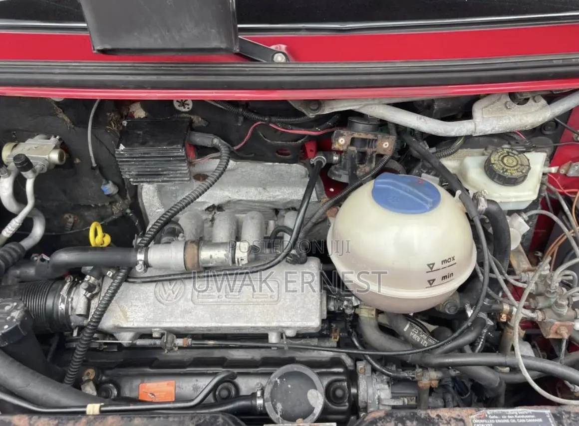 Volkswagen Transporter 1999 Red