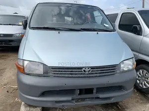 Toyota HiAce 2003 Grey