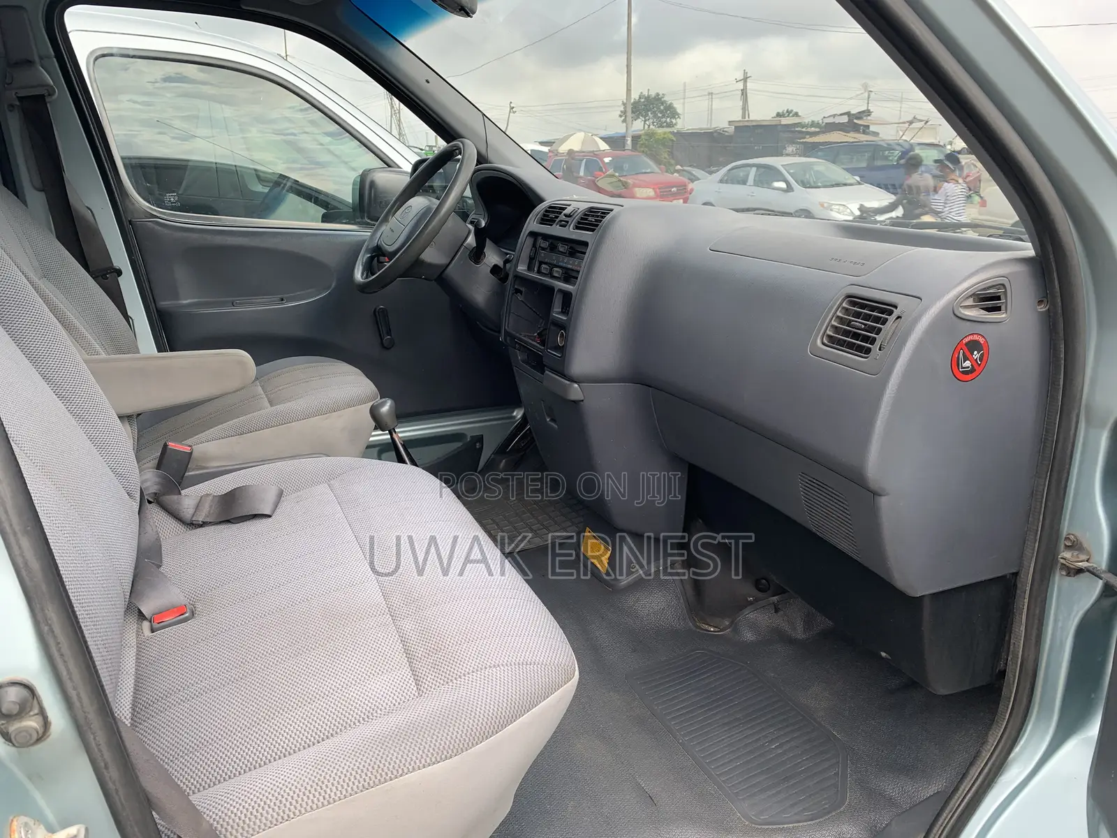 Toyota HiAce 2003 Grey