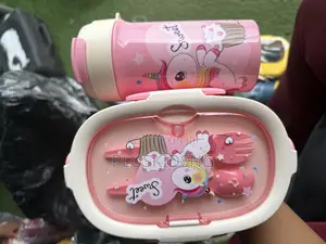 Kids Lunch Plate With Bottle(2/3 Compartments)