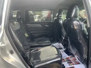 Toyota Highlander Limited 2019 Silver
