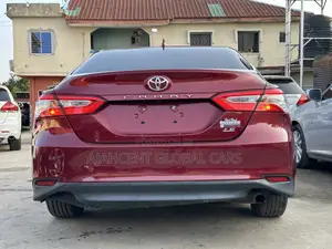 Toyota Camry 2019 Red