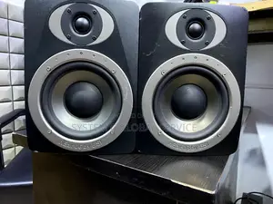 Est Studio Monitor Speaker