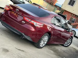 Toyota Camry 2019 Red