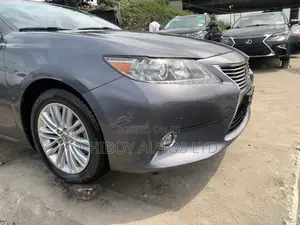 Lexus ES 350 FWD 2014 Gray