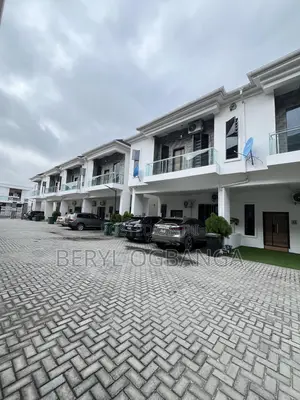 Daily Luxury Room Available With Pool,Gym,Wifi