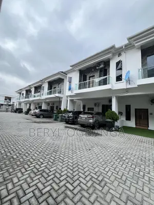 Daily Luxury Room Available With Pool,Gym,Wifi