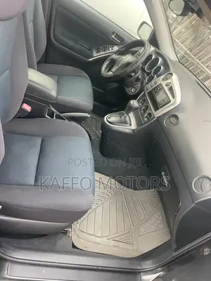 Toyota Matrix XR Hatchback AWD (1.8L 4cyl 4A) 2006 Green