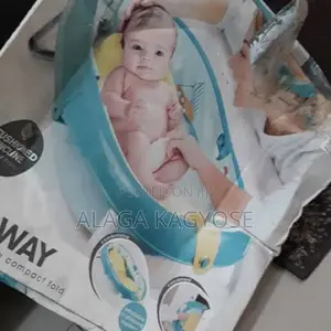 Photo - Baby Foldable Bath