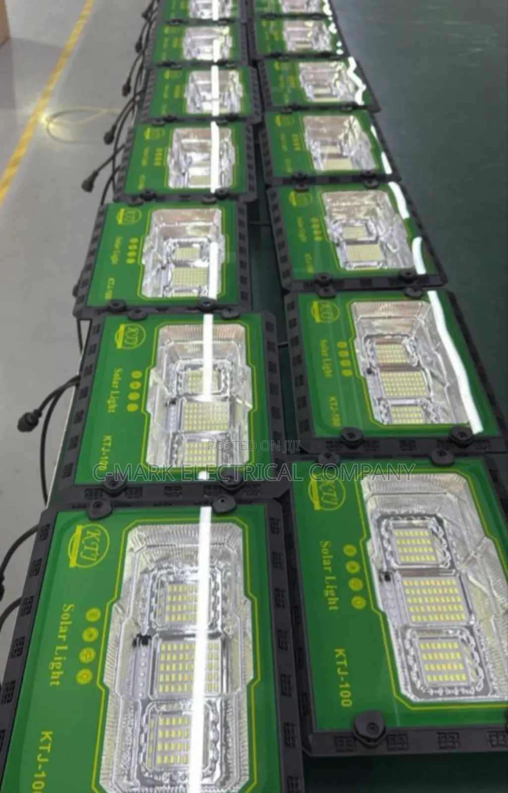 Original Solar Flood Light With Split Panel
