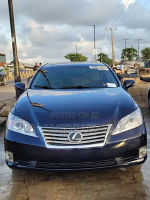 Lexus ES 350 2011 Blue