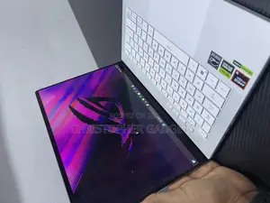 Laptop Asus ROG Zephyrus G14 16GB AMD Ryzen 9 SSD 1T
