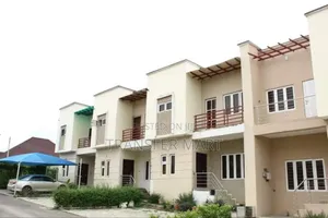 5bdrm Townhouse/Terrace in Katampe/ Mabushi for sale