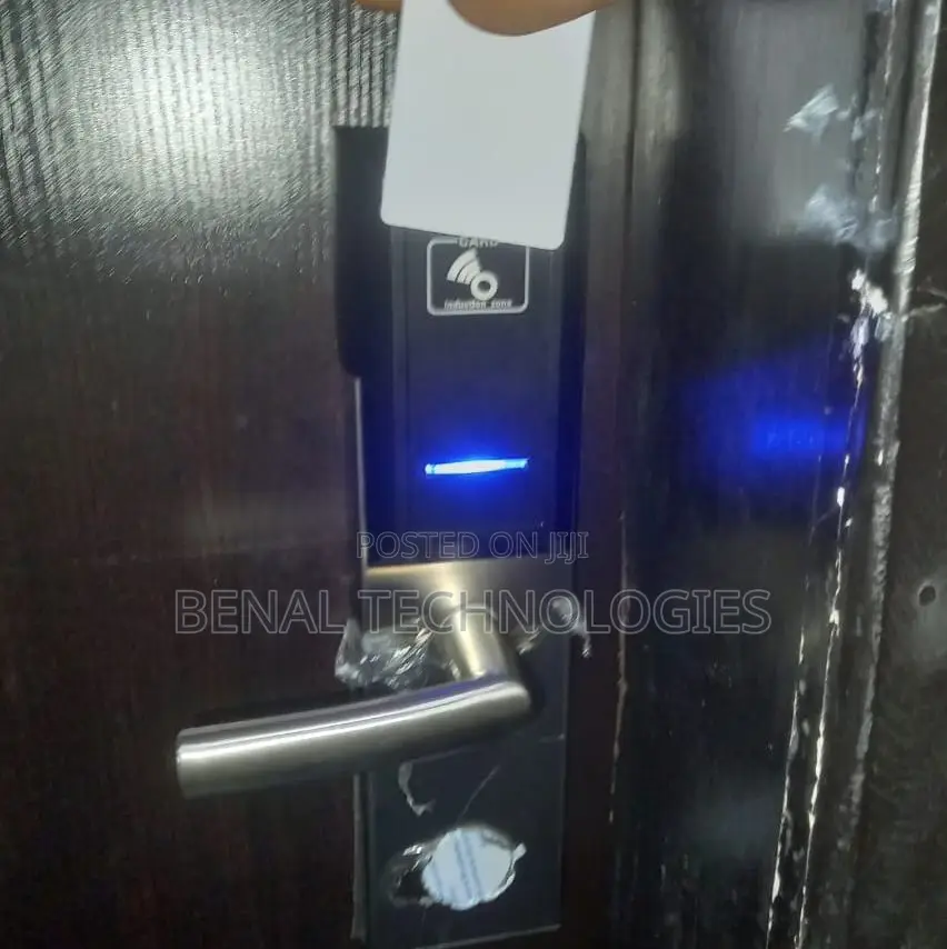 Increase Check‐In Efficiency With Card-Based Hotel Locks