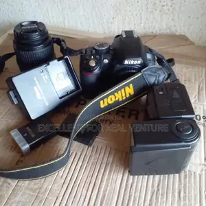 Photo - Nikon D3100 With 18-55 Lens and Flash