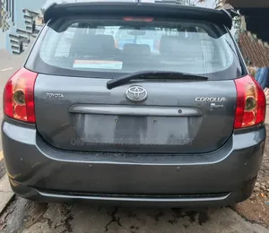 Toyota Corolla Liftback 2005 Gray