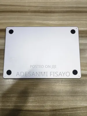 Laptop Apple MacBook Air 2024 M3 8GB Apple M3 SSD 512GB