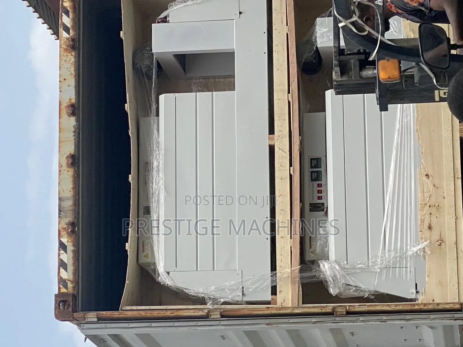 Semi Automatic Shrink Wrapping Machine