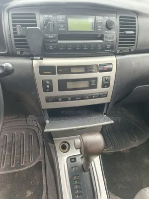 Toyota Corolla Liftback 2005 Gray