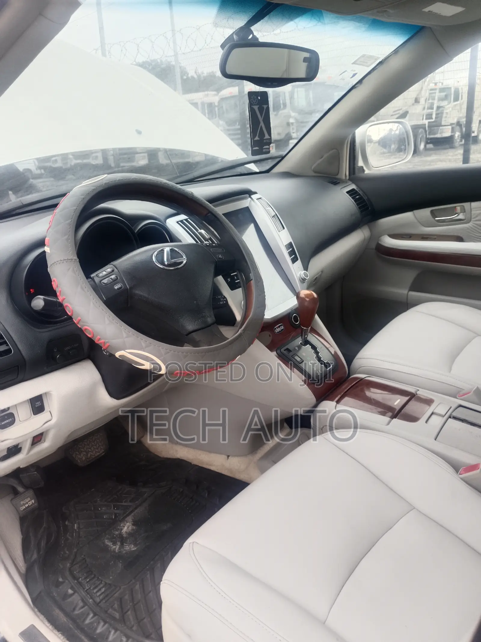 Lexus RX 330 2005 Gold