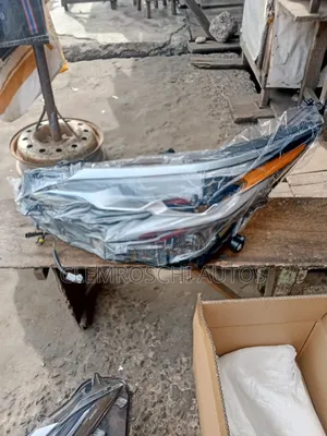 High Quality Certified New Head Light Toyota Sienna 2025
