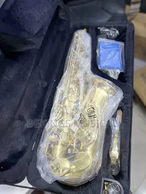 Yamaha Alto Saxophone Gold Woodwind