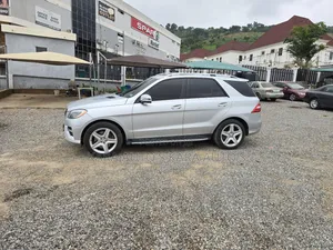 Mercedes-Benz M Class ML550 4MATIC 4dr SUV AWD (4.7L 8cyl Turbo 7A)