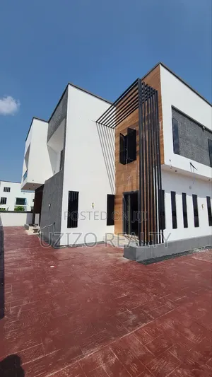 5bdrm Duplex in Fountain Springs, Sangotedo for sale