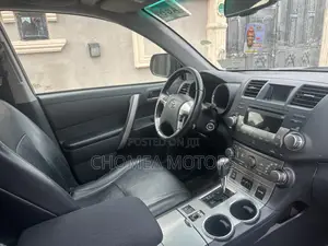 Toyota Highlander 2012 Gray