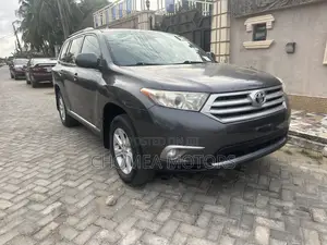 Toyota Highlander 2012 Gray