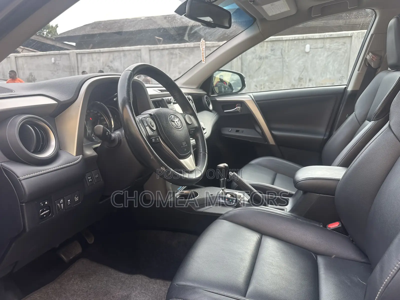 Toyota RAV4 2014
