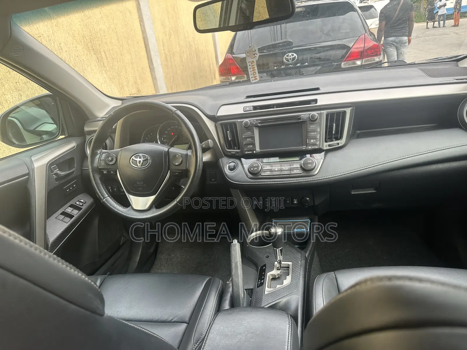 Toyota RAV4 2014