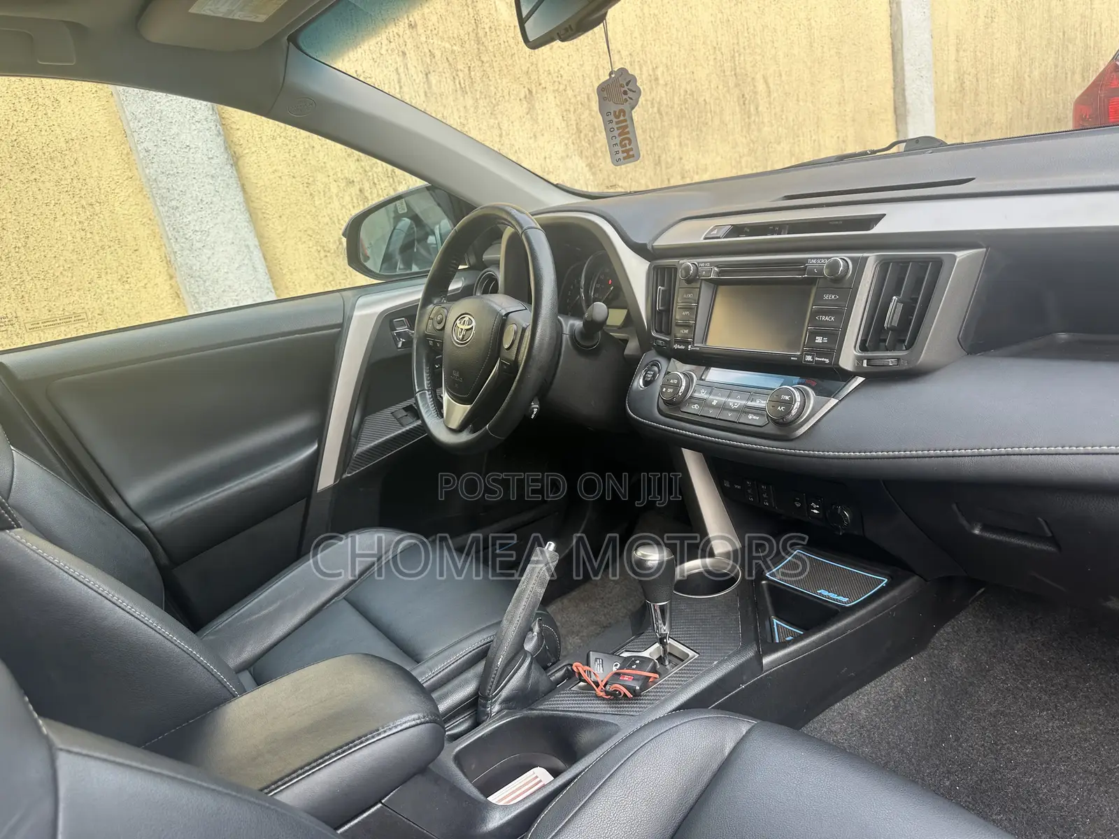 Toyota RAV4 2014