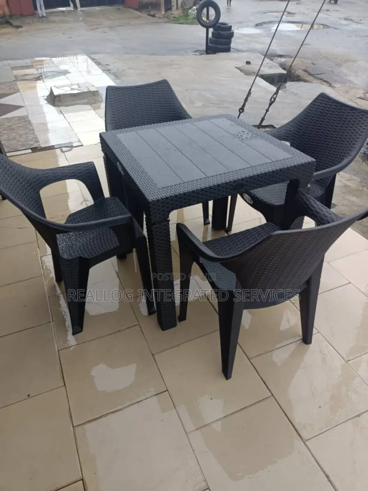 4 Seater Plastic Rattan Dinning Table Set