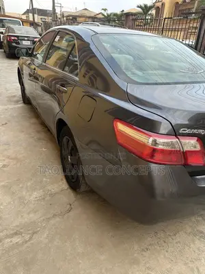 Toyota Camry LE 4dr Sedan (2.4L 4cyl 5A) 2009 Gray