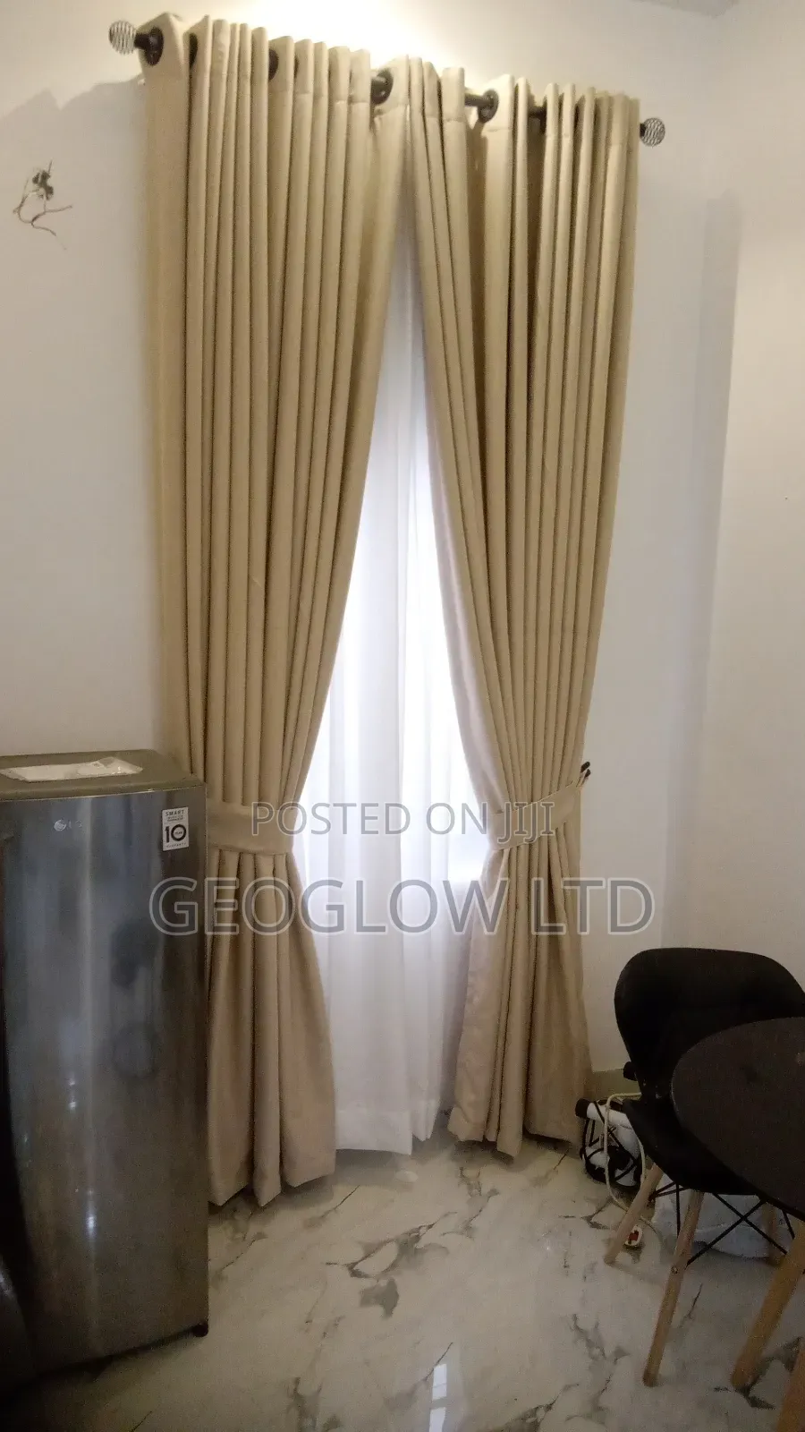Gold Curtain With Rings