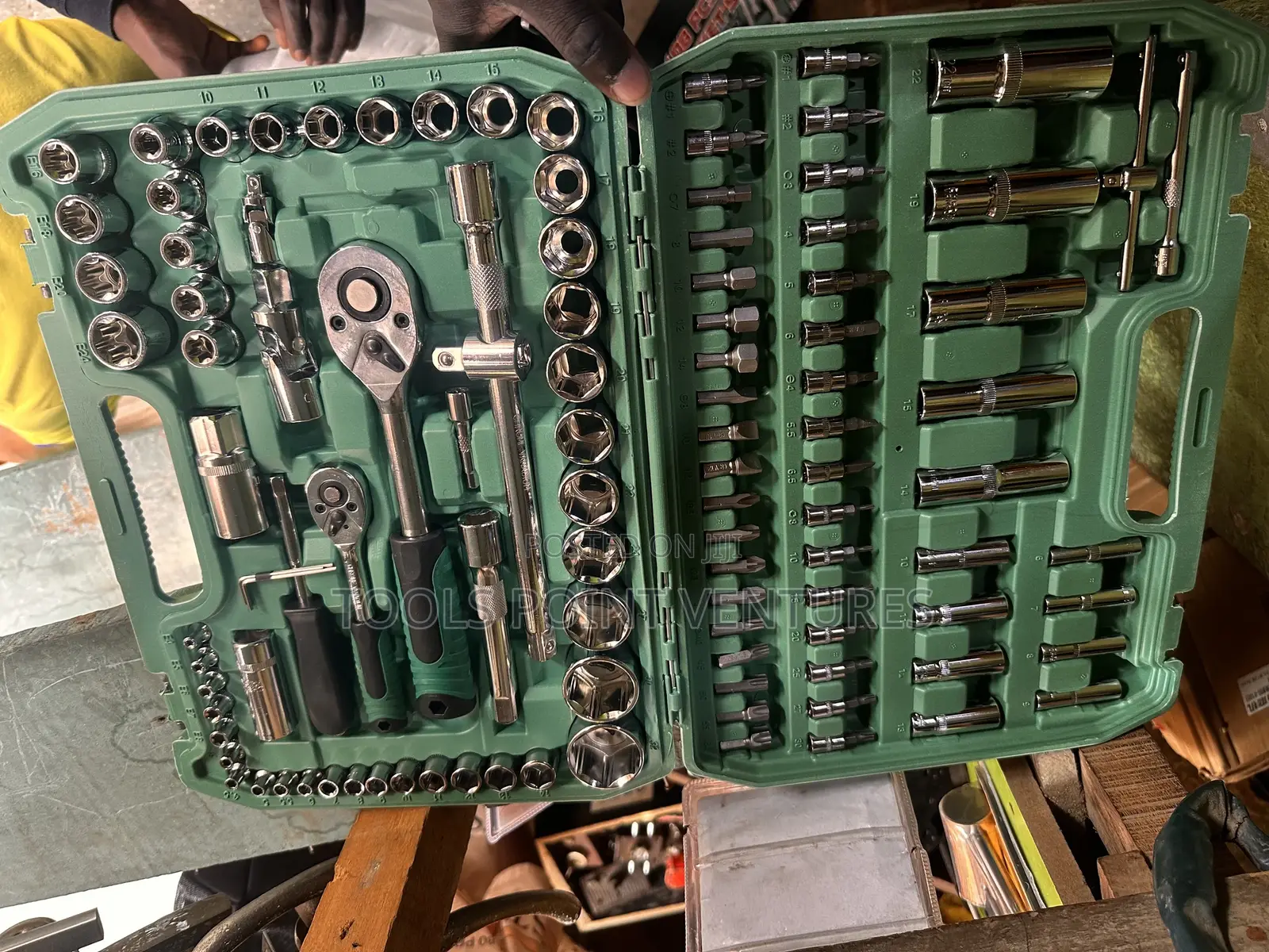 108 Socket Wrench Tool Set
