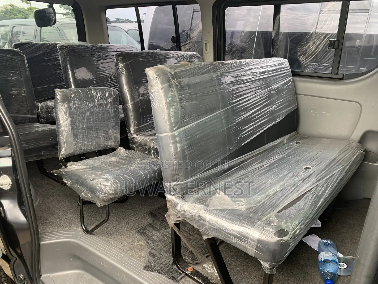 Toyota HiAce 2011 Black